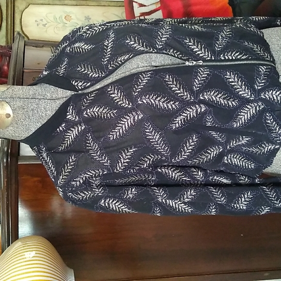 Zara Embroidered Leaf Semi-Sheer Lightweight Bomber Jacket - Picture 3 of 14